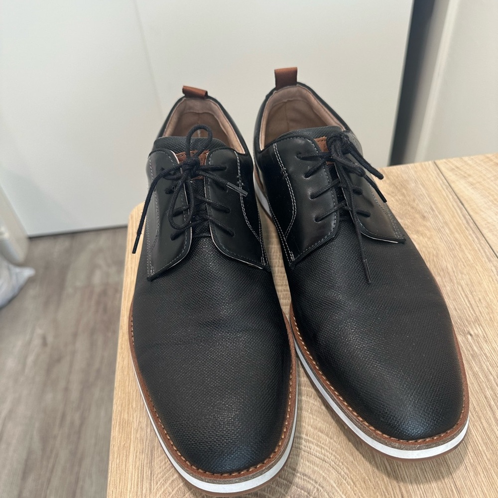 Steve Madden Black and Brown Men's Oxfords